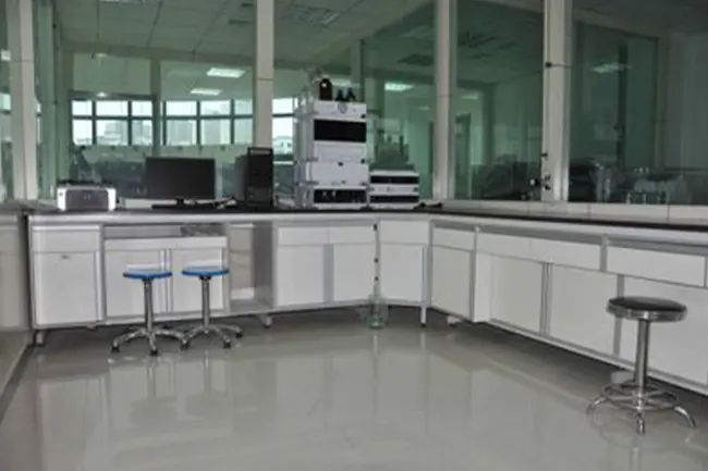 laboratory furniture for schools